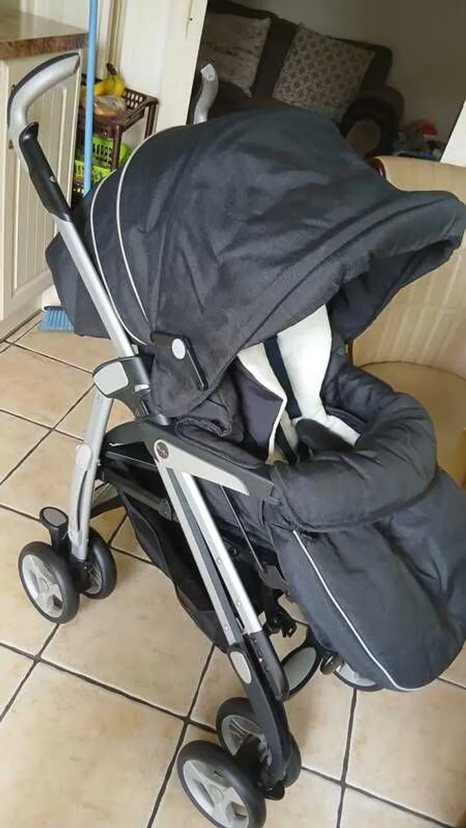 Silvercross baby Pram bundle - Brand New - Image 1