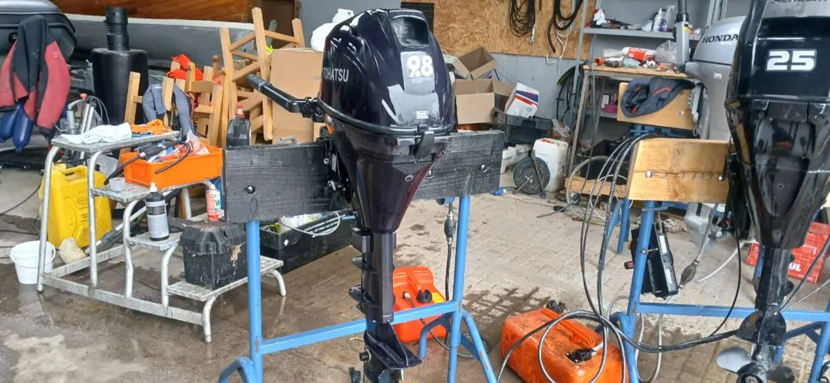 9.8hp Tohatsu - Image 1