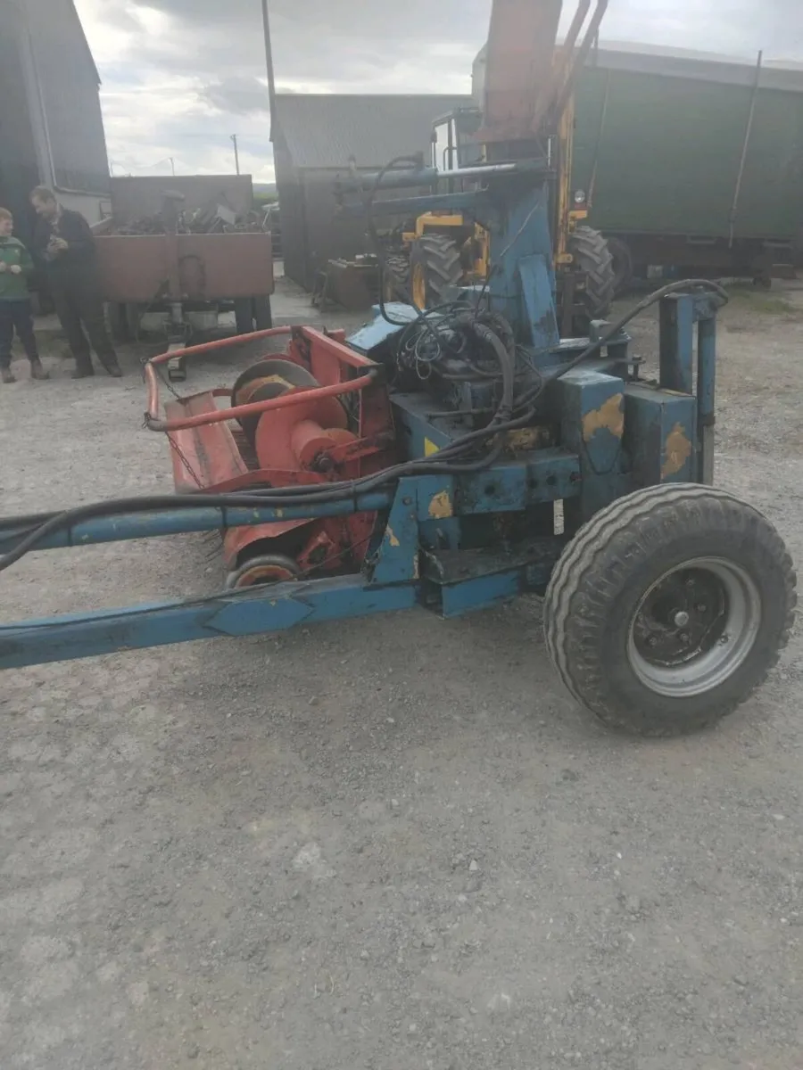 MengleN25 Silage Harvester & Spares - Image 3