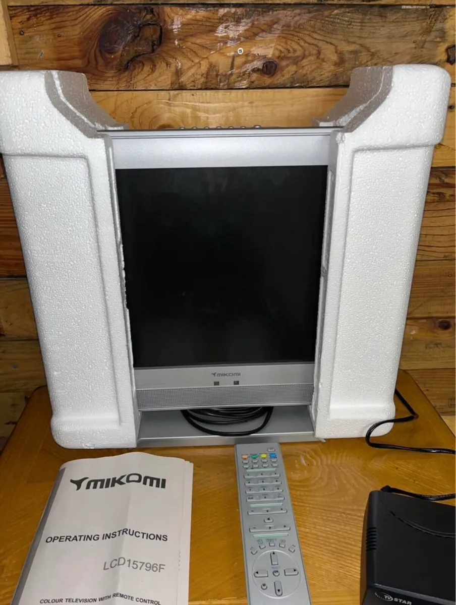 Retro TV - Image 3