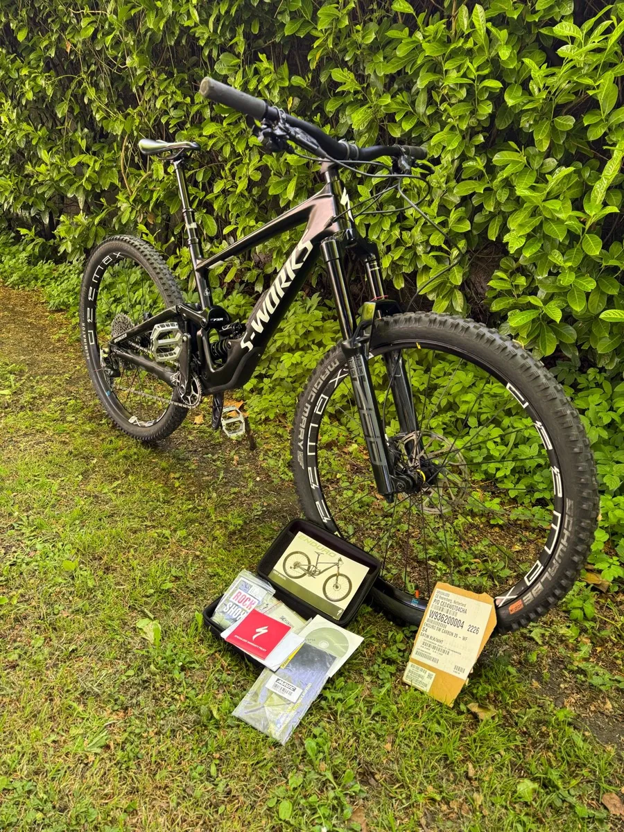 S Works Enduro 2023 - Image 2