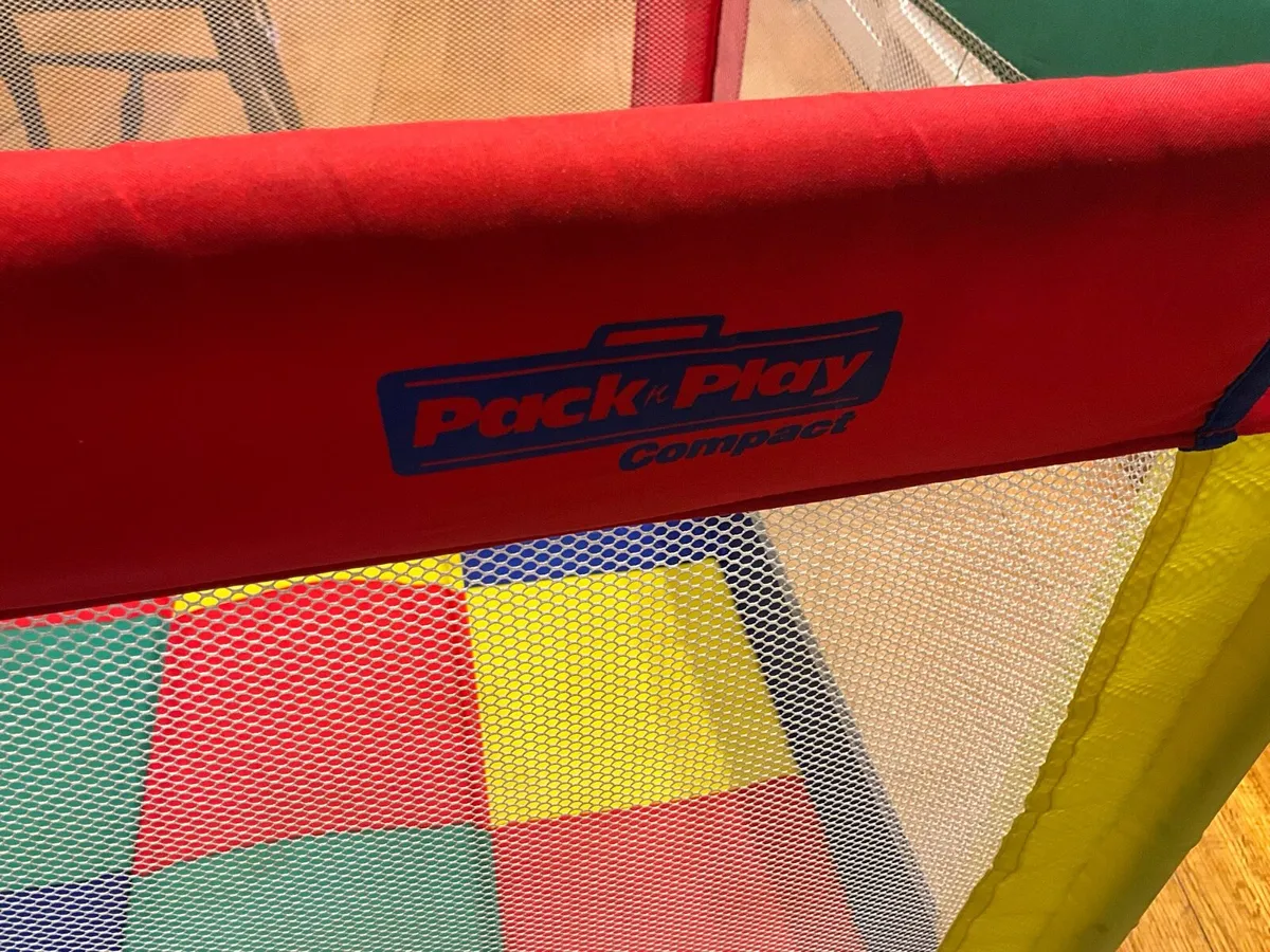 GRACO - Travel Cot. Pack & Play - Image 4