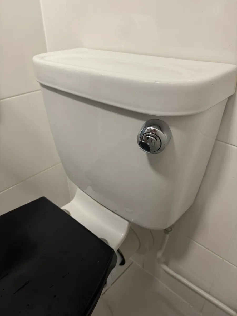 Toilet - Image 1