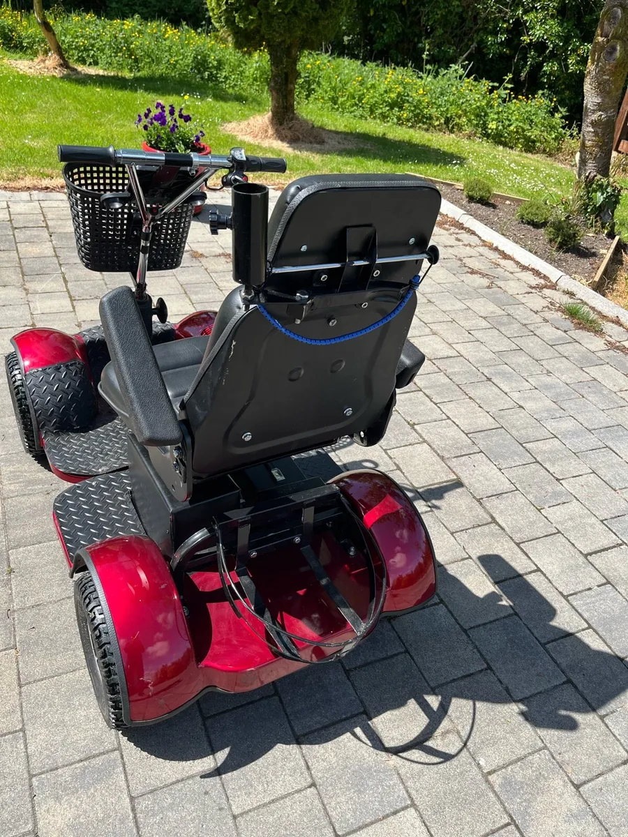 Golf cart - Image 2