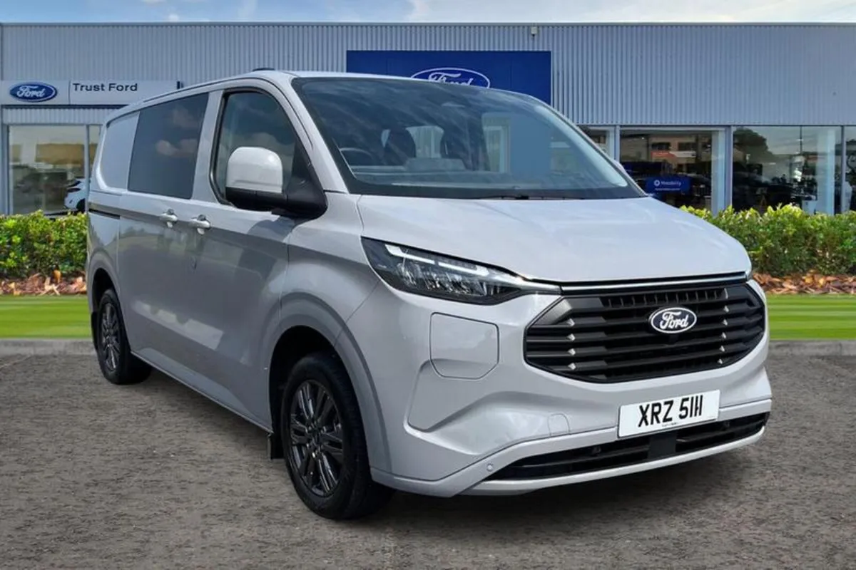 Ford Transit Custom LIMITED - Image 1