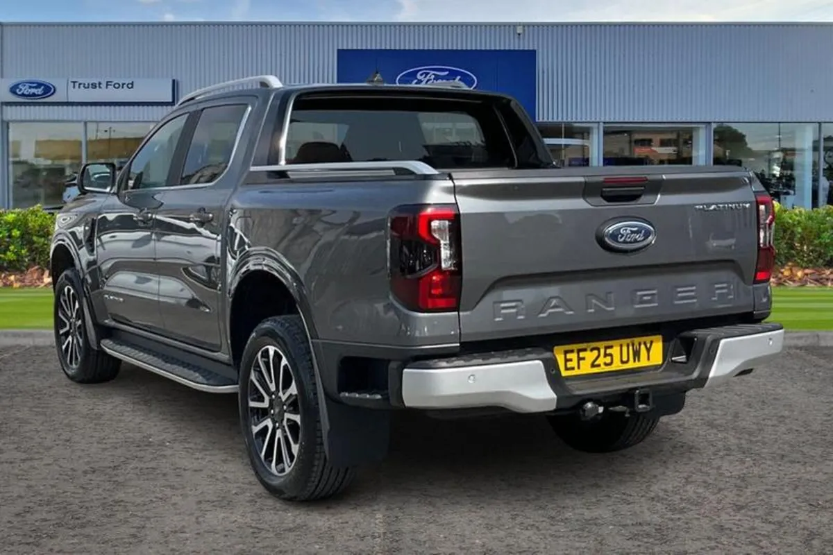 Ford Ranger PLATINUM - Image 2