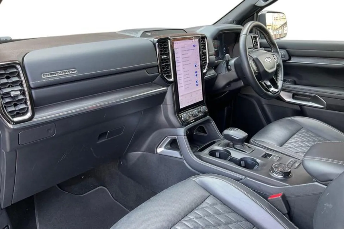 Ford Ranger PLATINUM - Image 3
