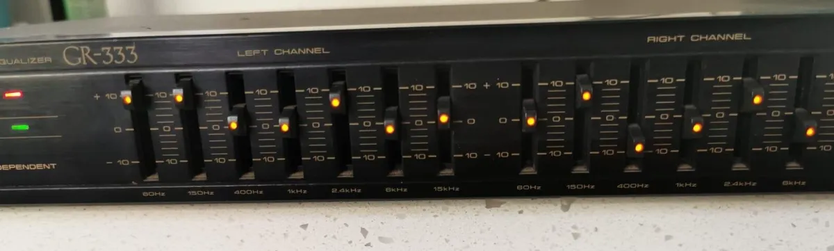 Pioneer Graphic Equalizer n Tuner - Image 1