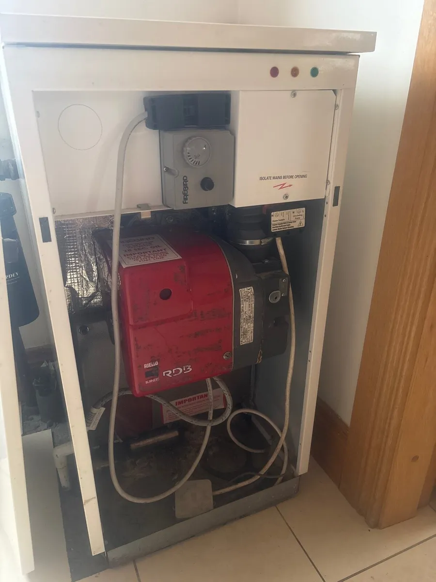 Condensing oil boiler - Image 2