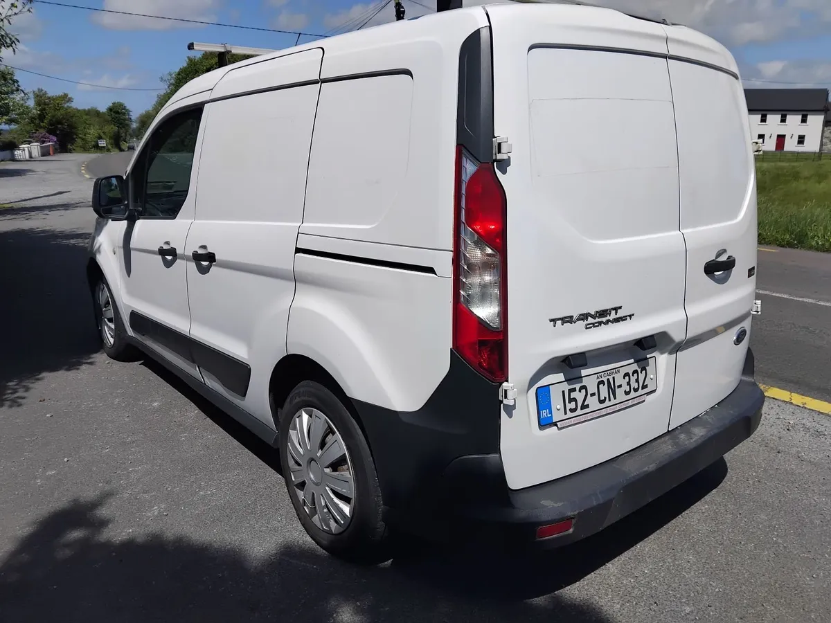 152 Ford Transit connect 3 seater - Image 3