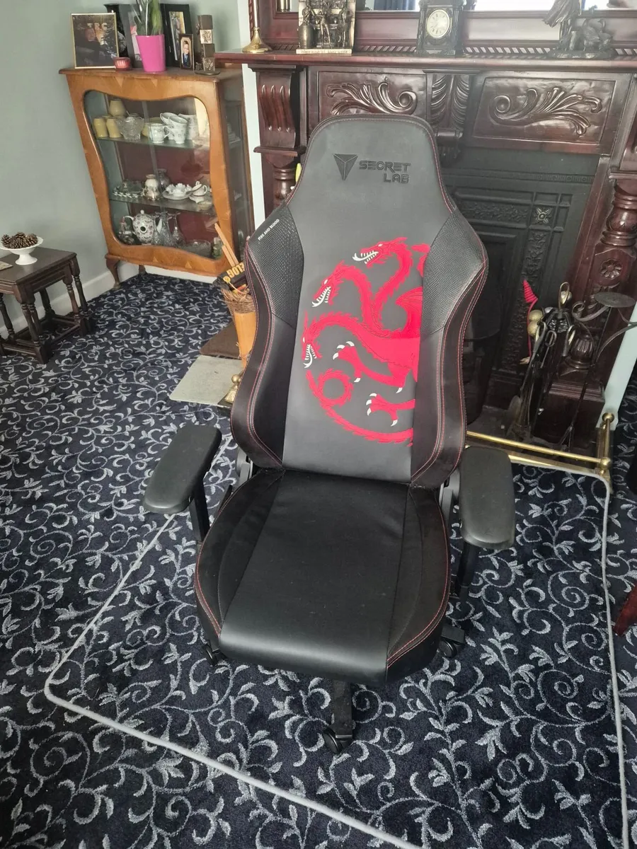 Gaming chair - Image 1