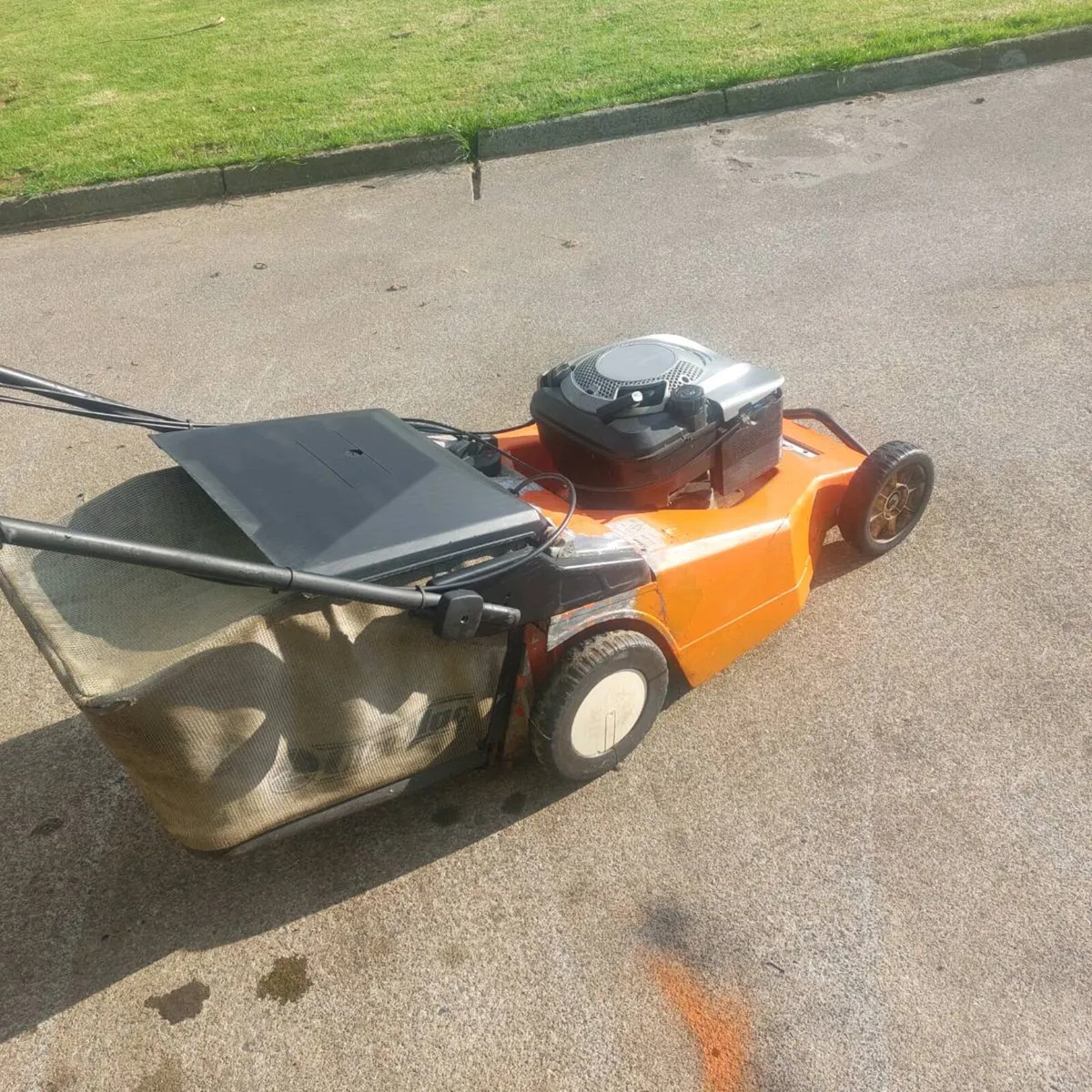 Lawnmower - Image 2
