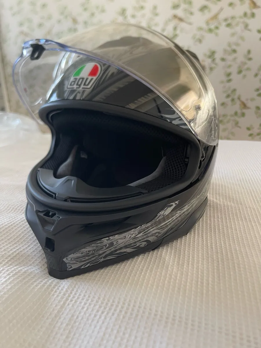 AGV K7 Damascus Full Face Helmet - Image 2