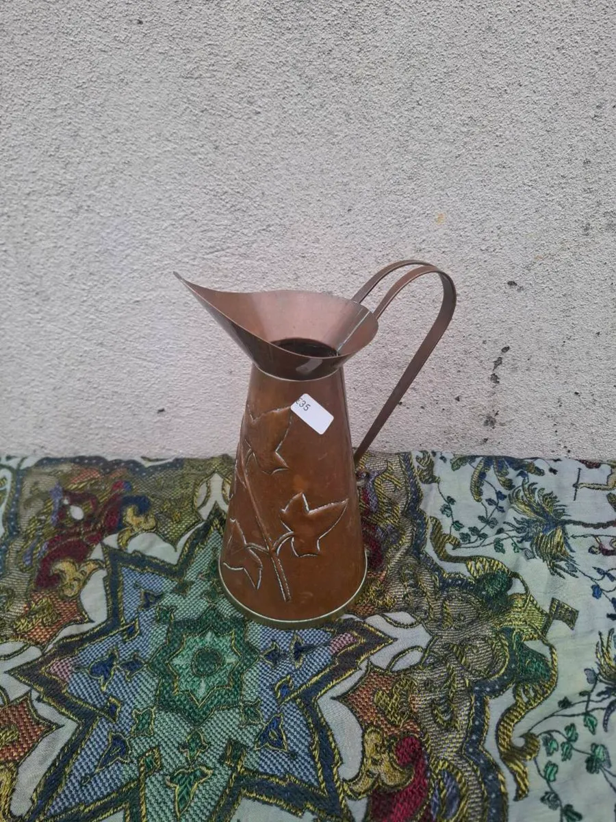 23cm copper pitcher postage possible - Image 1
