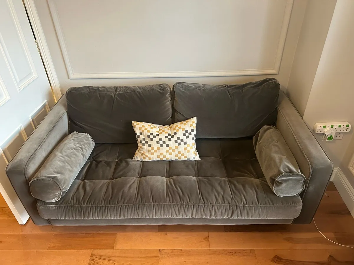 2.5 seater sofa/couch - Image 3