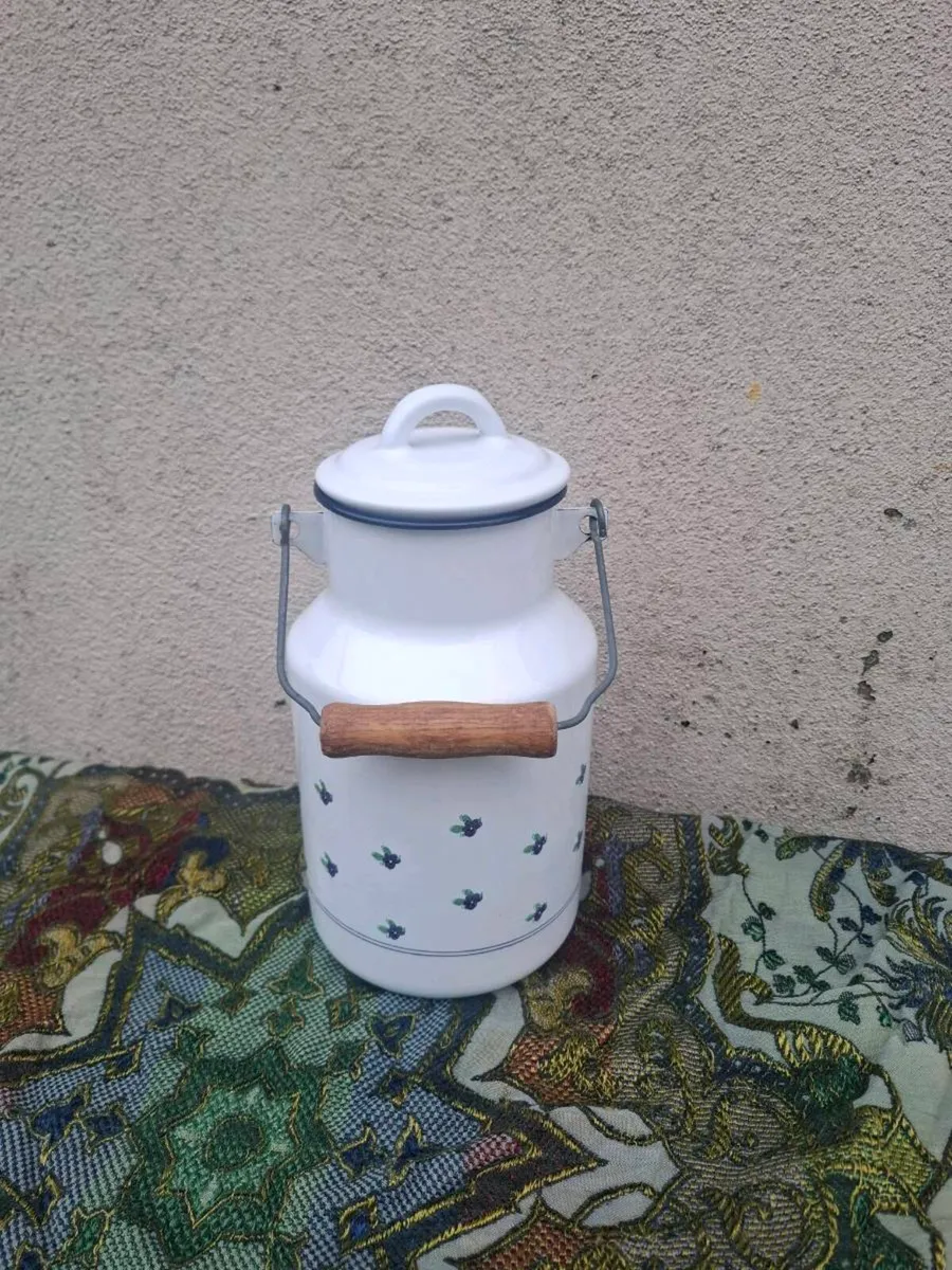 Enamel fliral milk churn postage possible - Image 1
