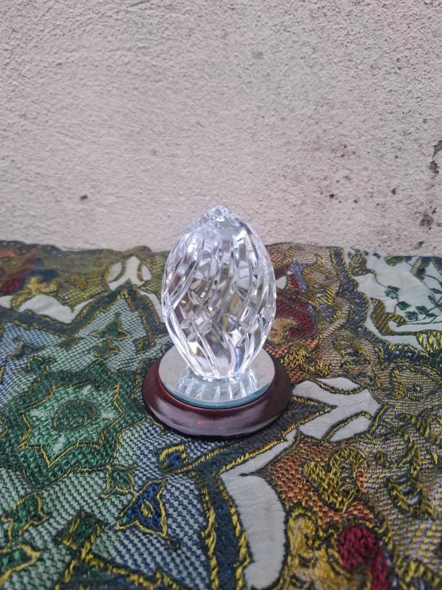 Mayflower crystal egg possible to post - Image 1