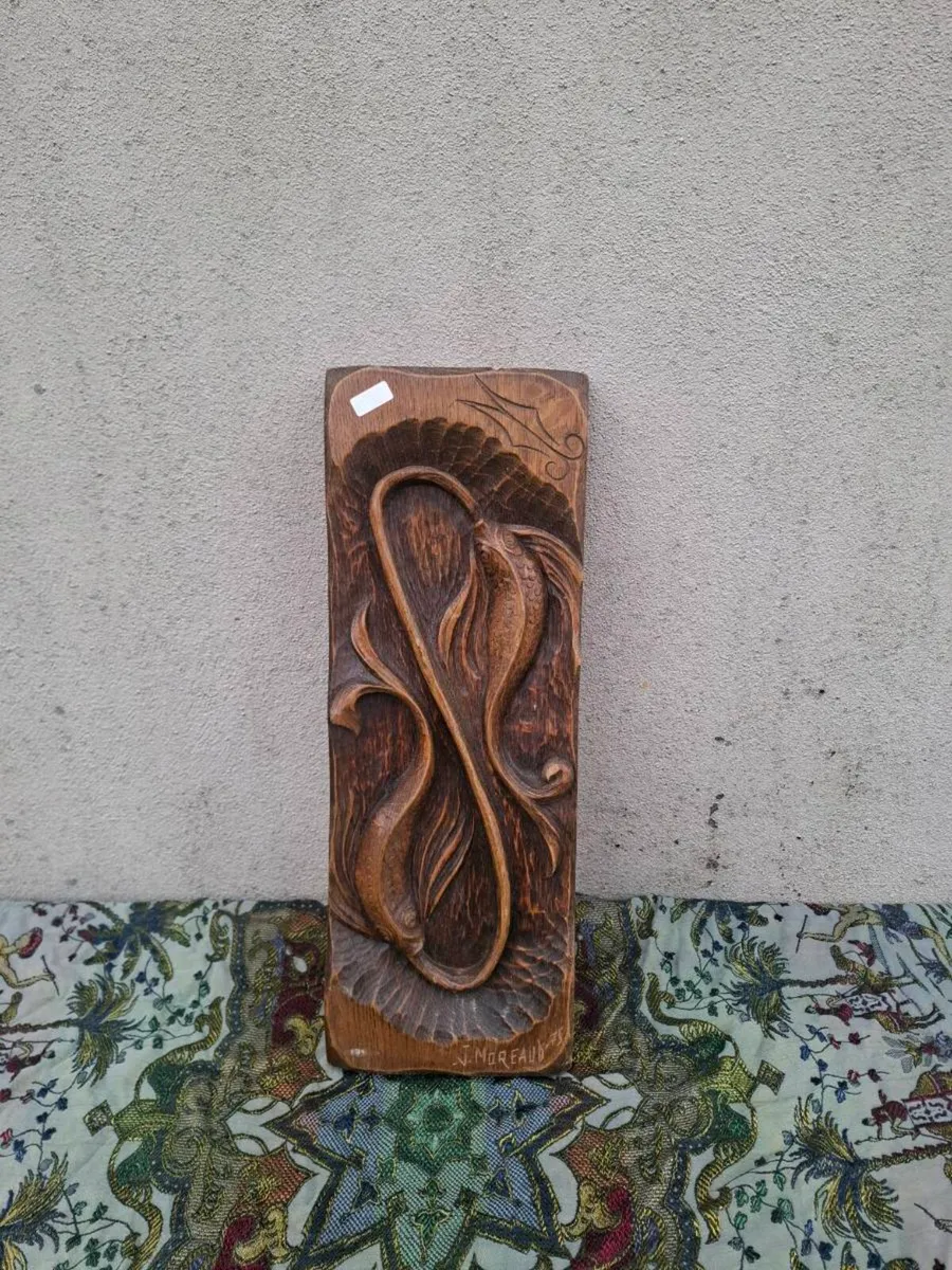 Solid carved wood fish design possible to post - Image 1