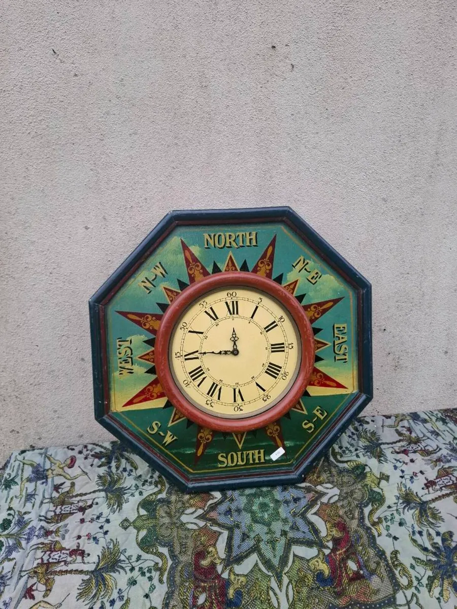 Large 56cm by 56cm country corner clock - Image 2