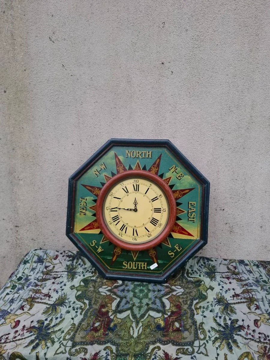 Large 56cm by 56cm country corner clock - Image 1