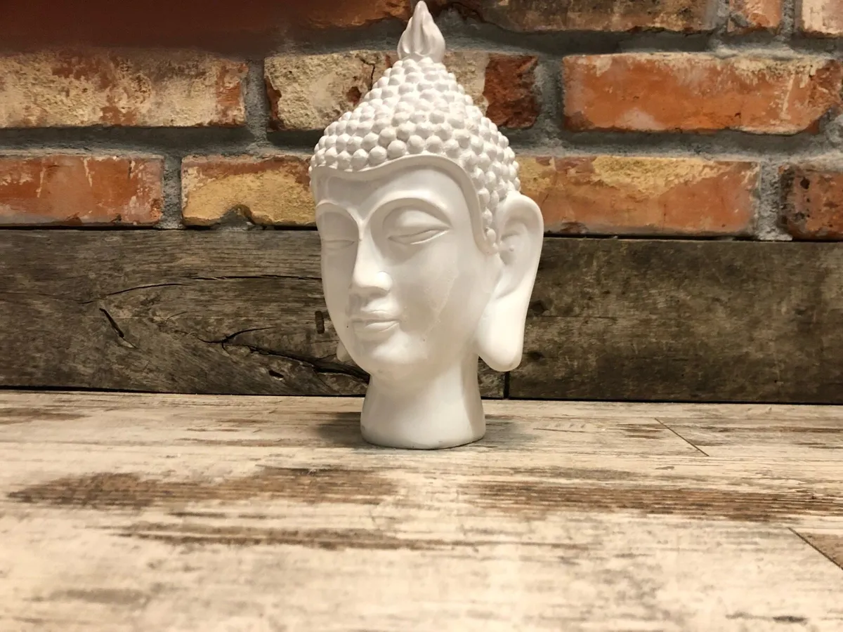 Buddha figurine - Image 3