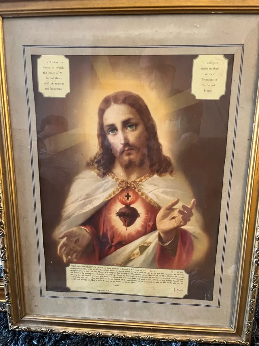 Vintage Large Sacred Heart Picture - Image 1