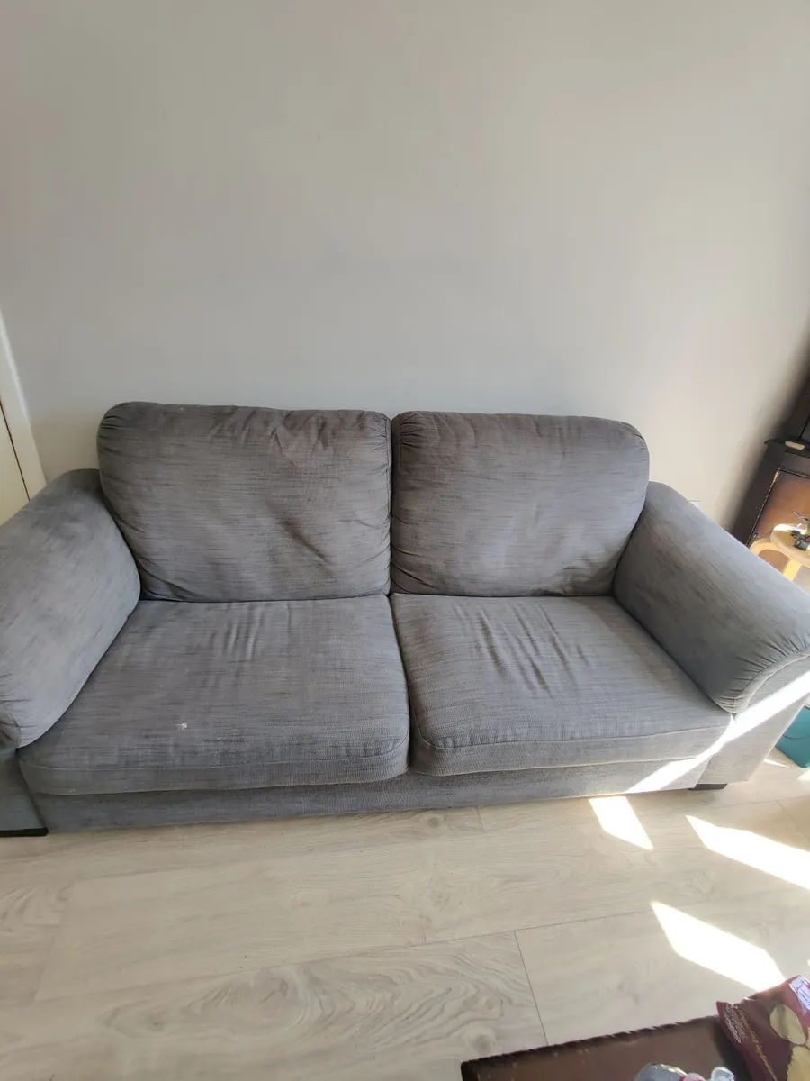 sofa for collection - Image 1