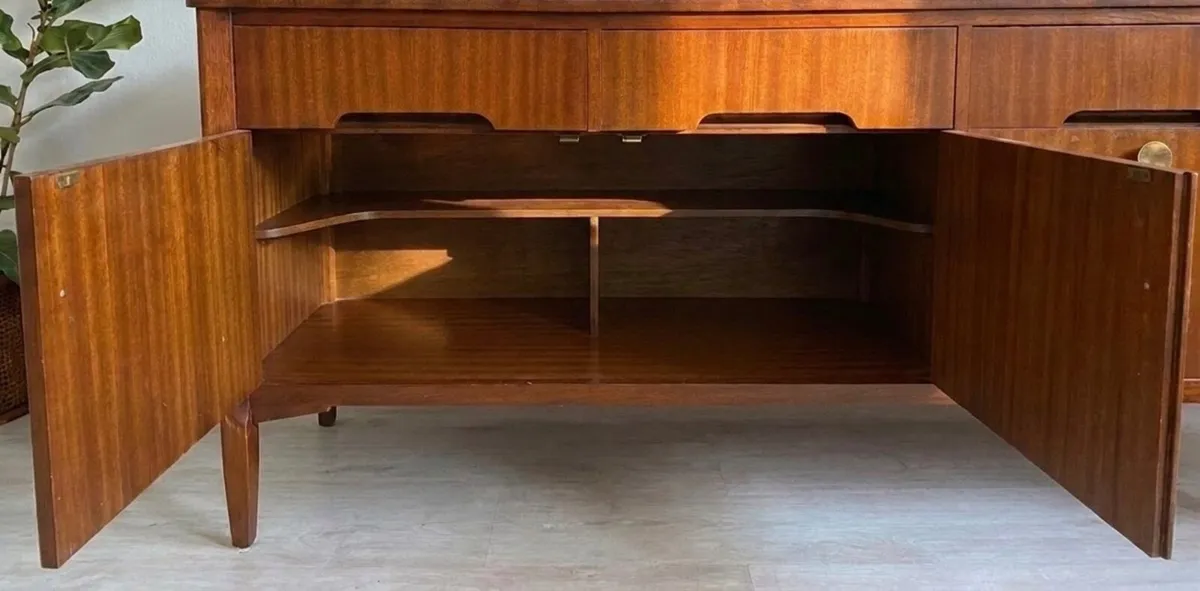 Mid Century Modern Teak Sideboard / Credenza/ Drin - Image 3