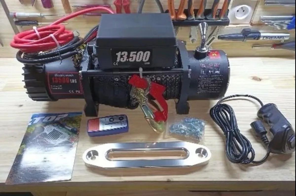 13500 LBS Electric Winch 12V 6120KG synthetic rope - Image 1