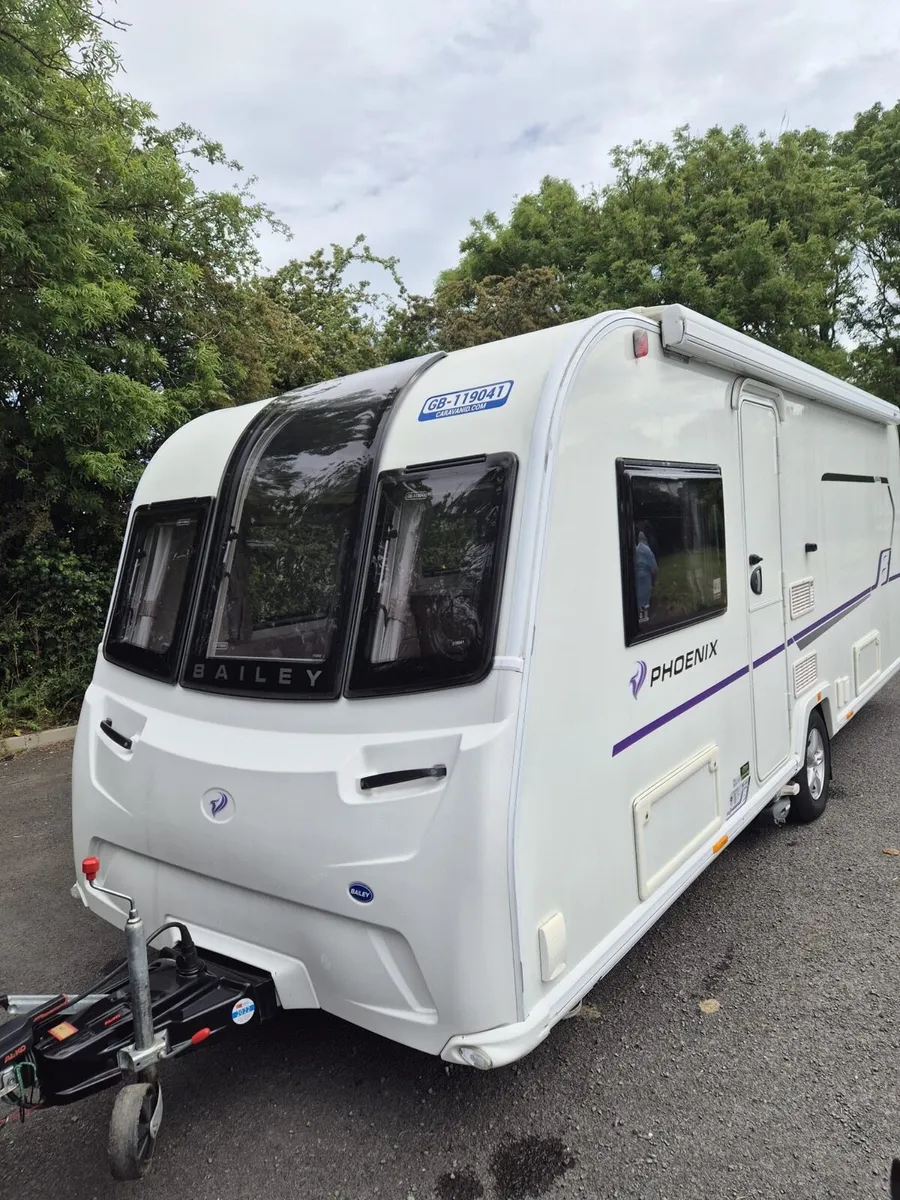 Bailey phoenix 4 berth island bed 2020 - Image 1
