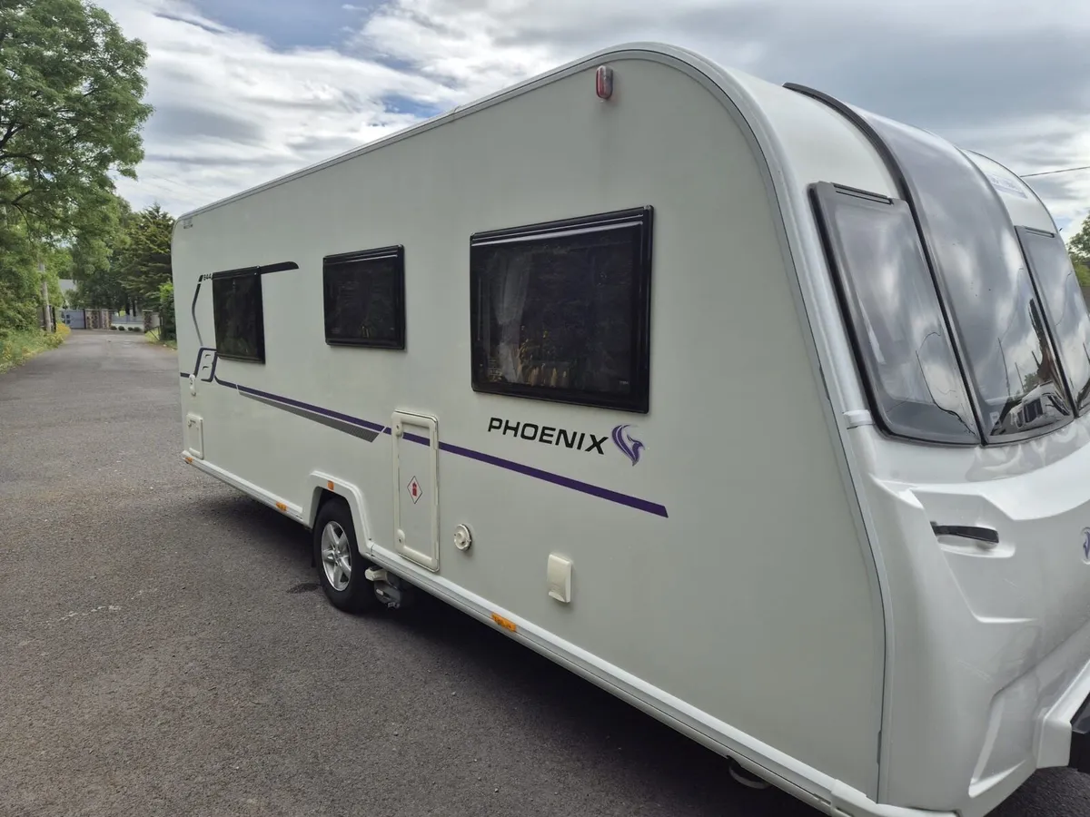 Bailey phoenix 4 berth island bed 2020 - Image 3