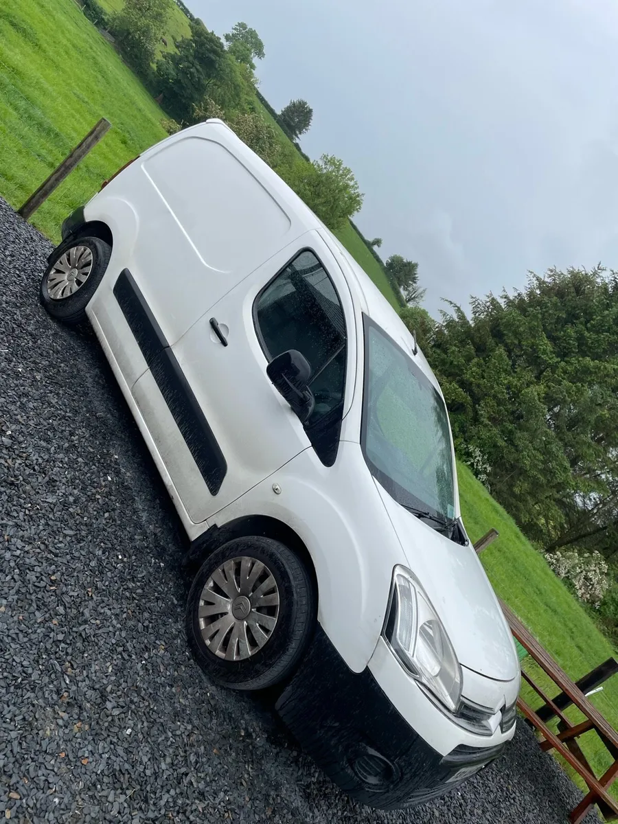 Berlingo van - Image 2