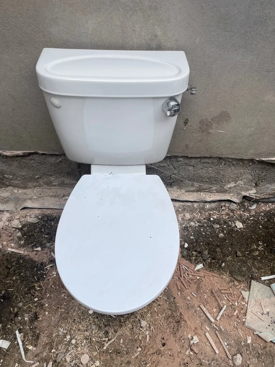 Toilet - Image 1
