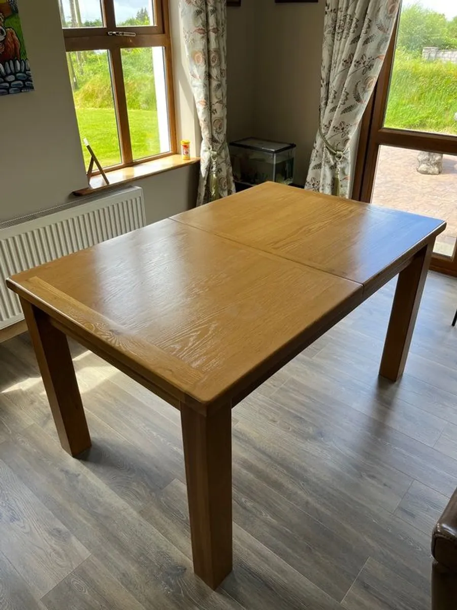 Dining Room Table - Image 1