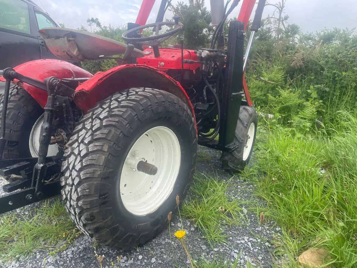 Yanmar YM-165D compact tractor & loader ** - Image 4