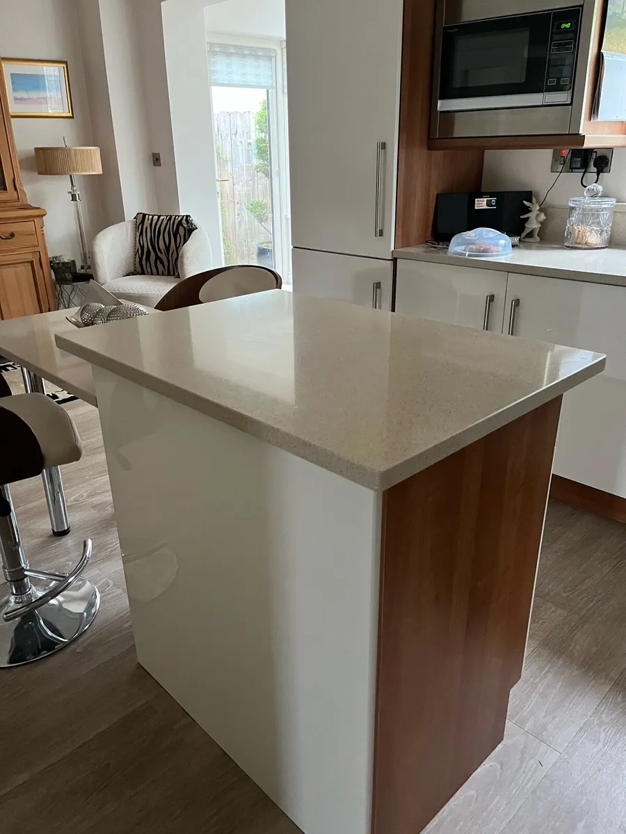 Kitchen - Image 4