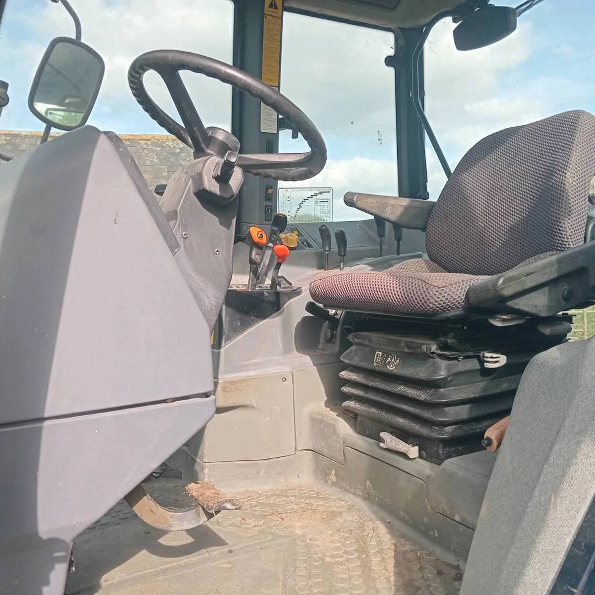 Tractor - Image 2