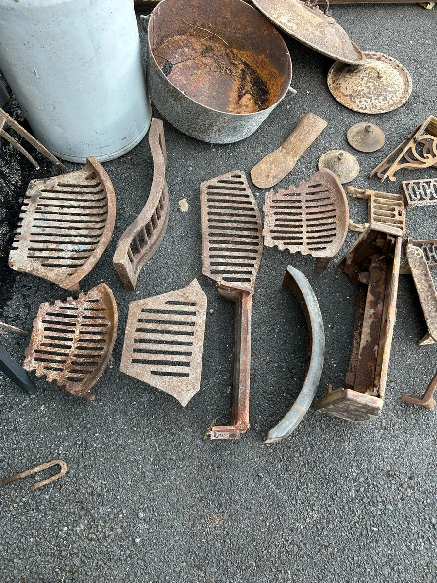 Antique fire fronts & grids - Image 1