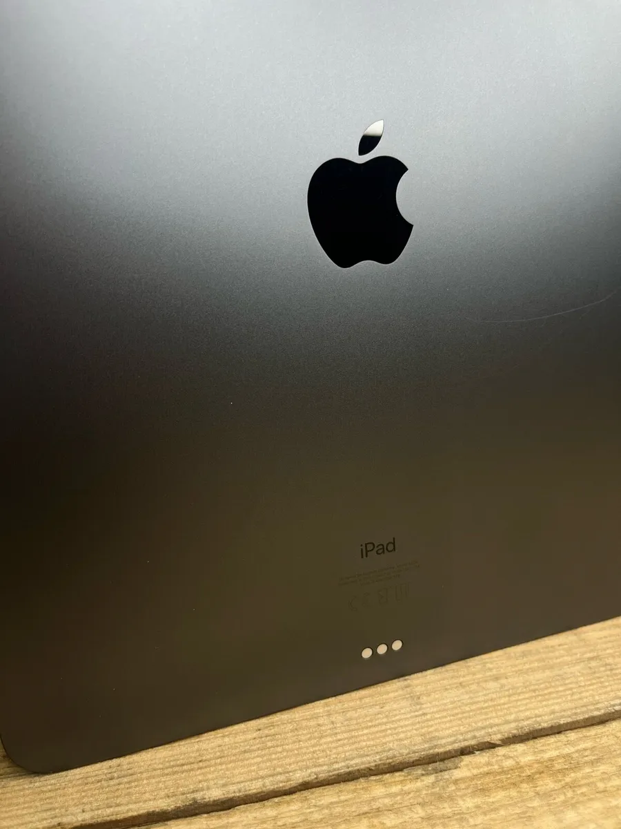 Selling my iPad Pro 12.9” (3rd Generation) 64 GB - Image 4