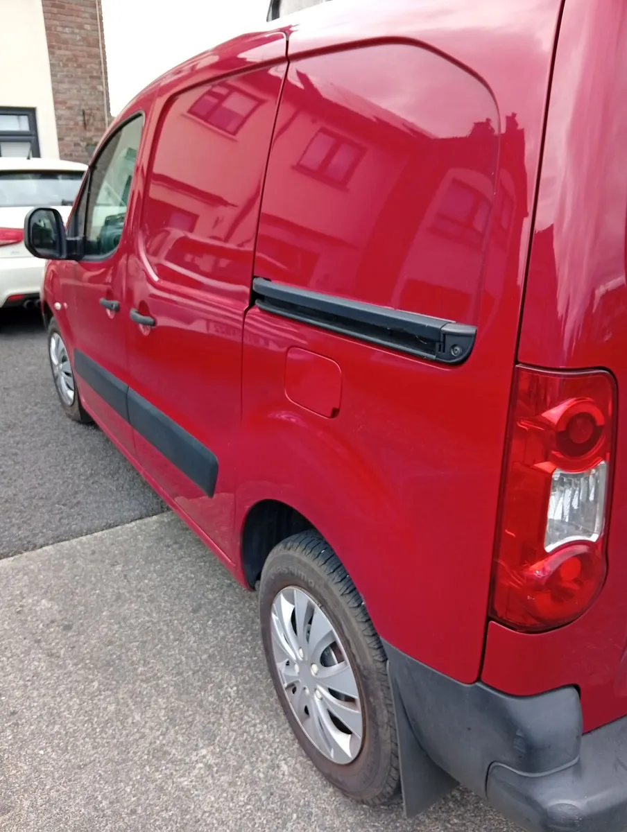 Citroen Berlingo 2010 - Image 1