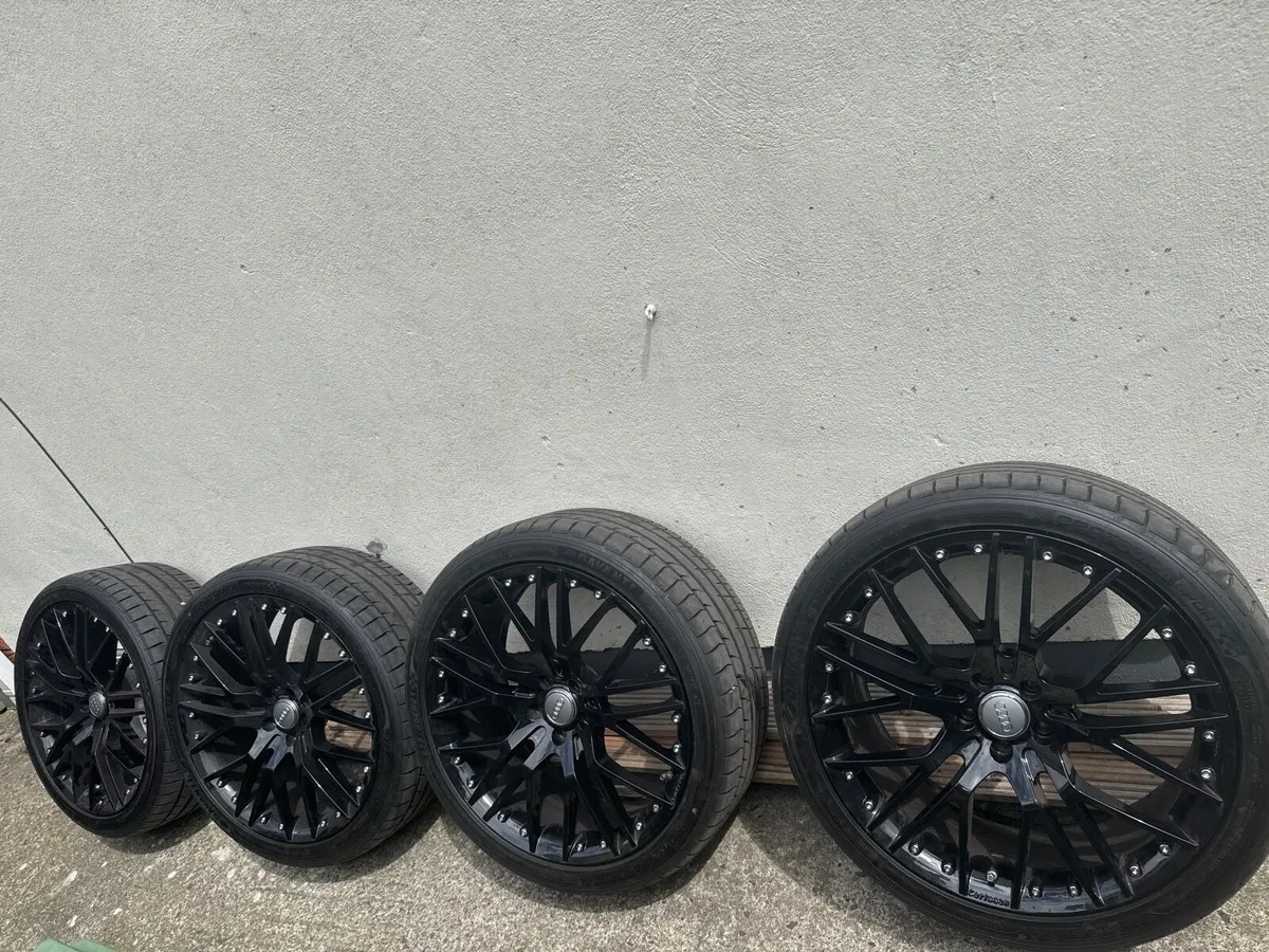 Carlsson 21” forged alloys with tyres - Image 3