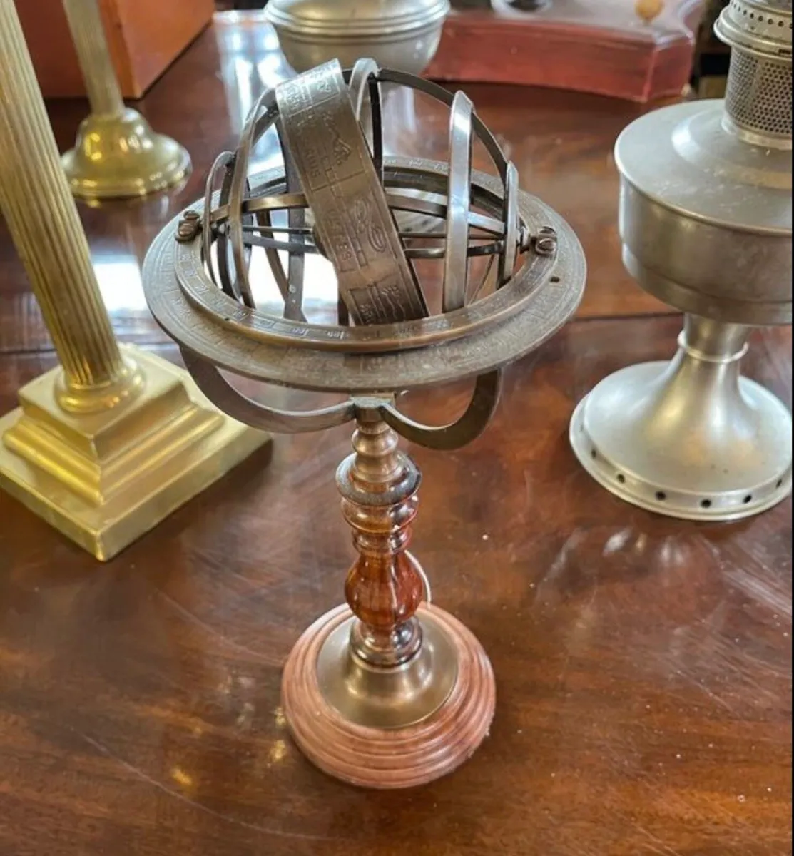 Vintage brass sphere - Image 4