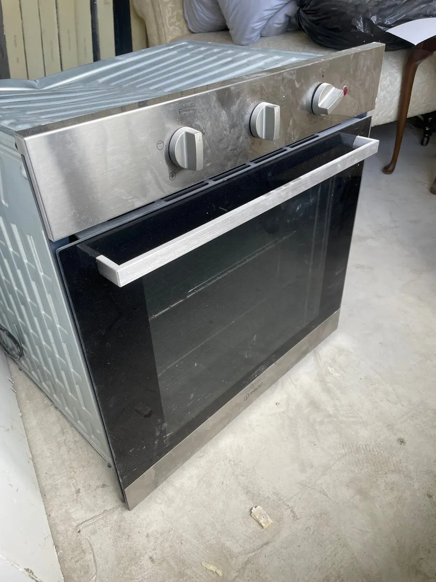 Oven - Image 3