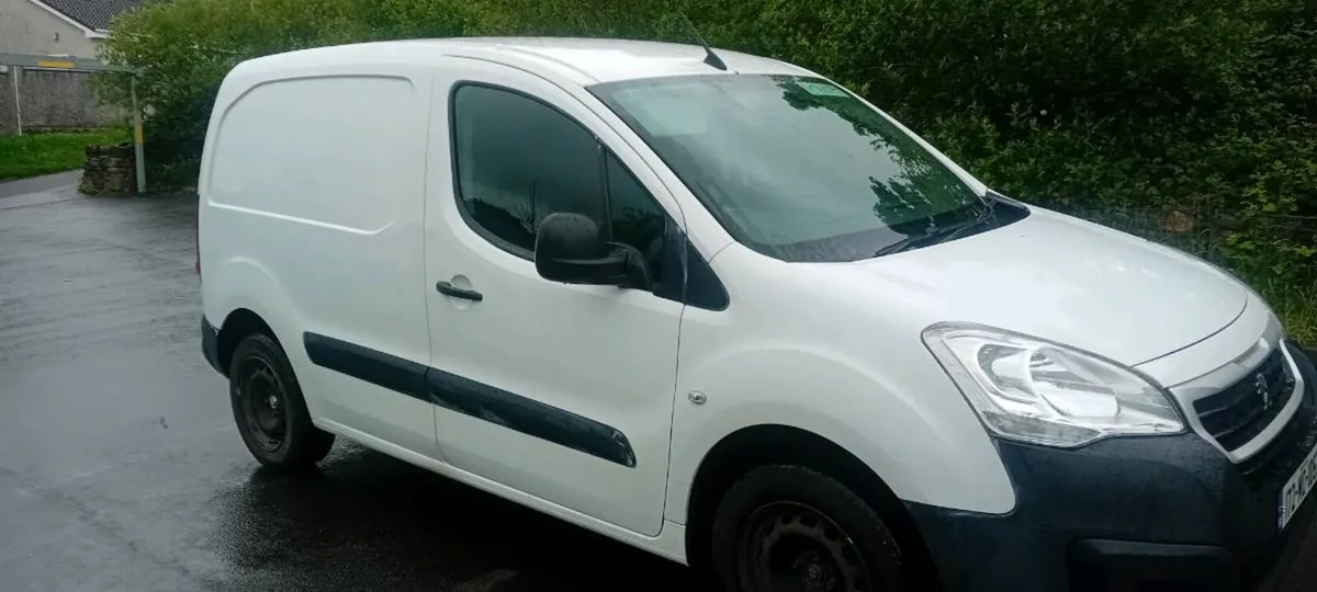 2017 peugeot partner small mileage.test 11 26 - Image 4