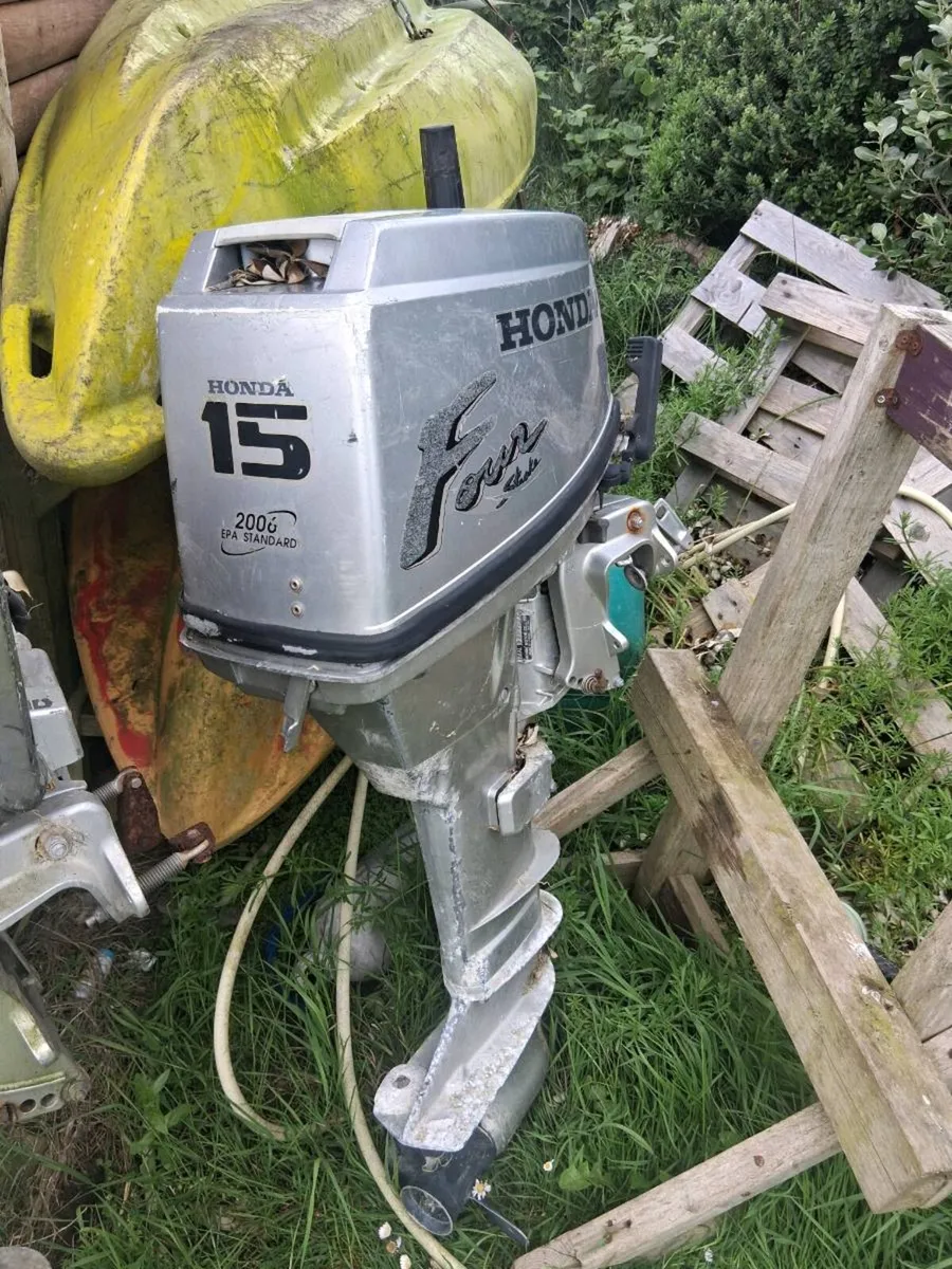 2x Honda 15hp outboards - Image 4