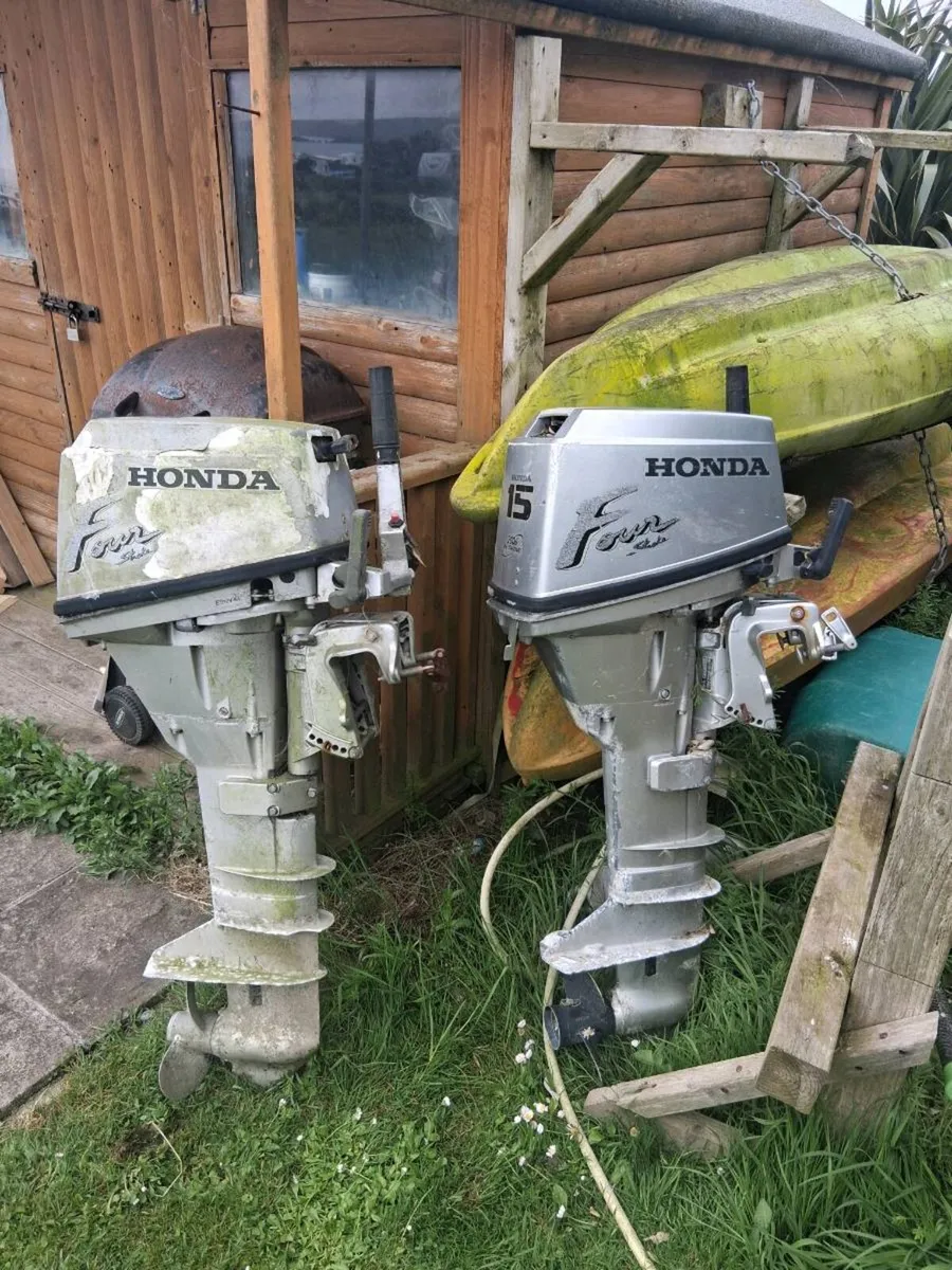 2x Honda 15hp outboards - Image 1