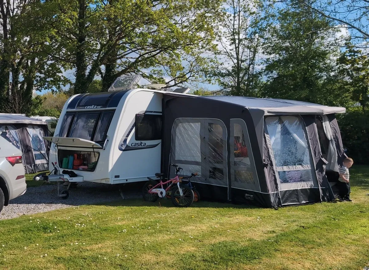 **price drop **Compass casita 586 - Image 1