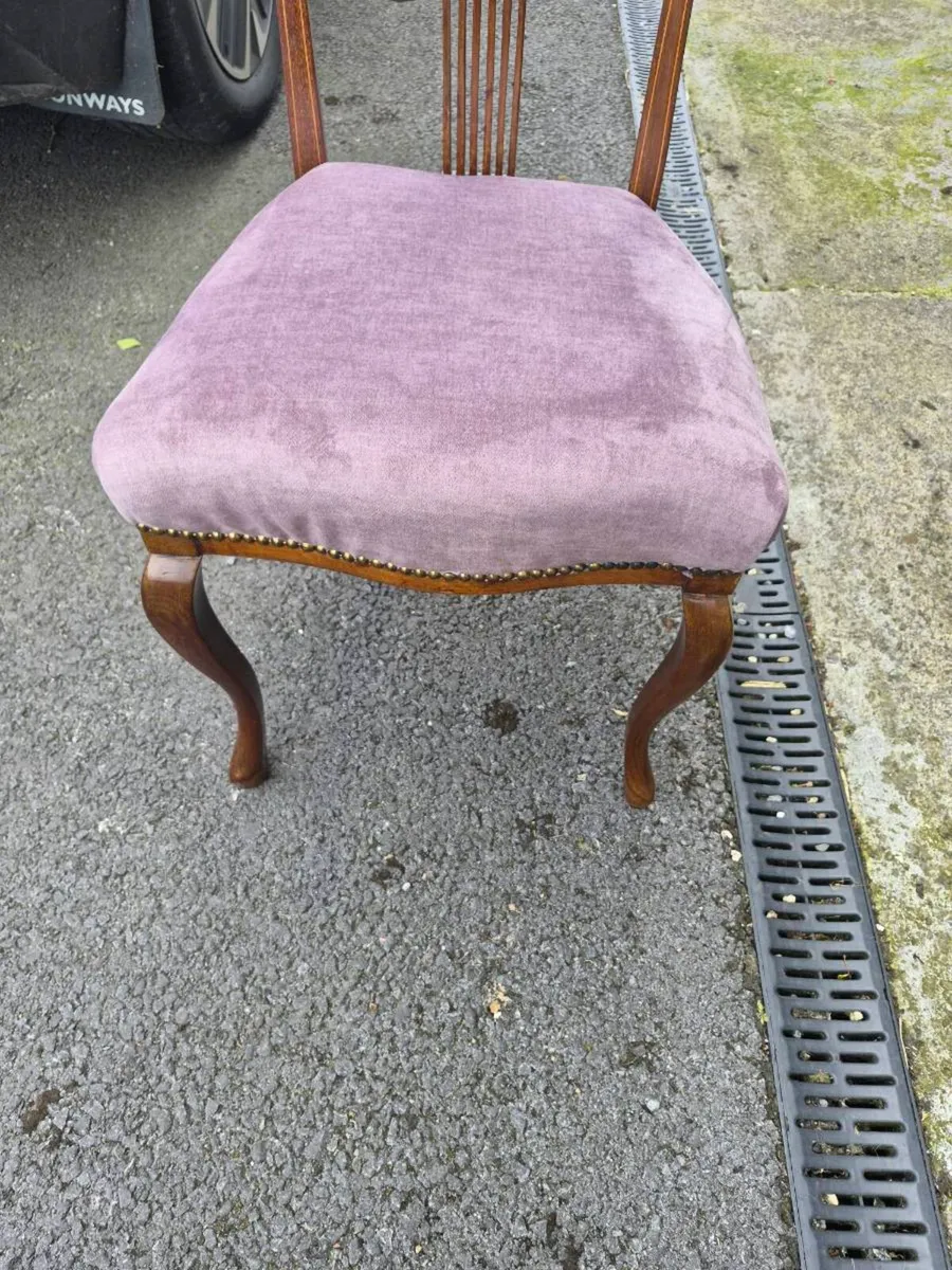 4 dining room chairs - Image 2