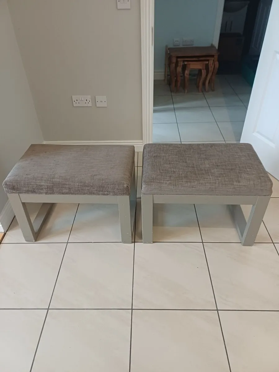 Sofa seats