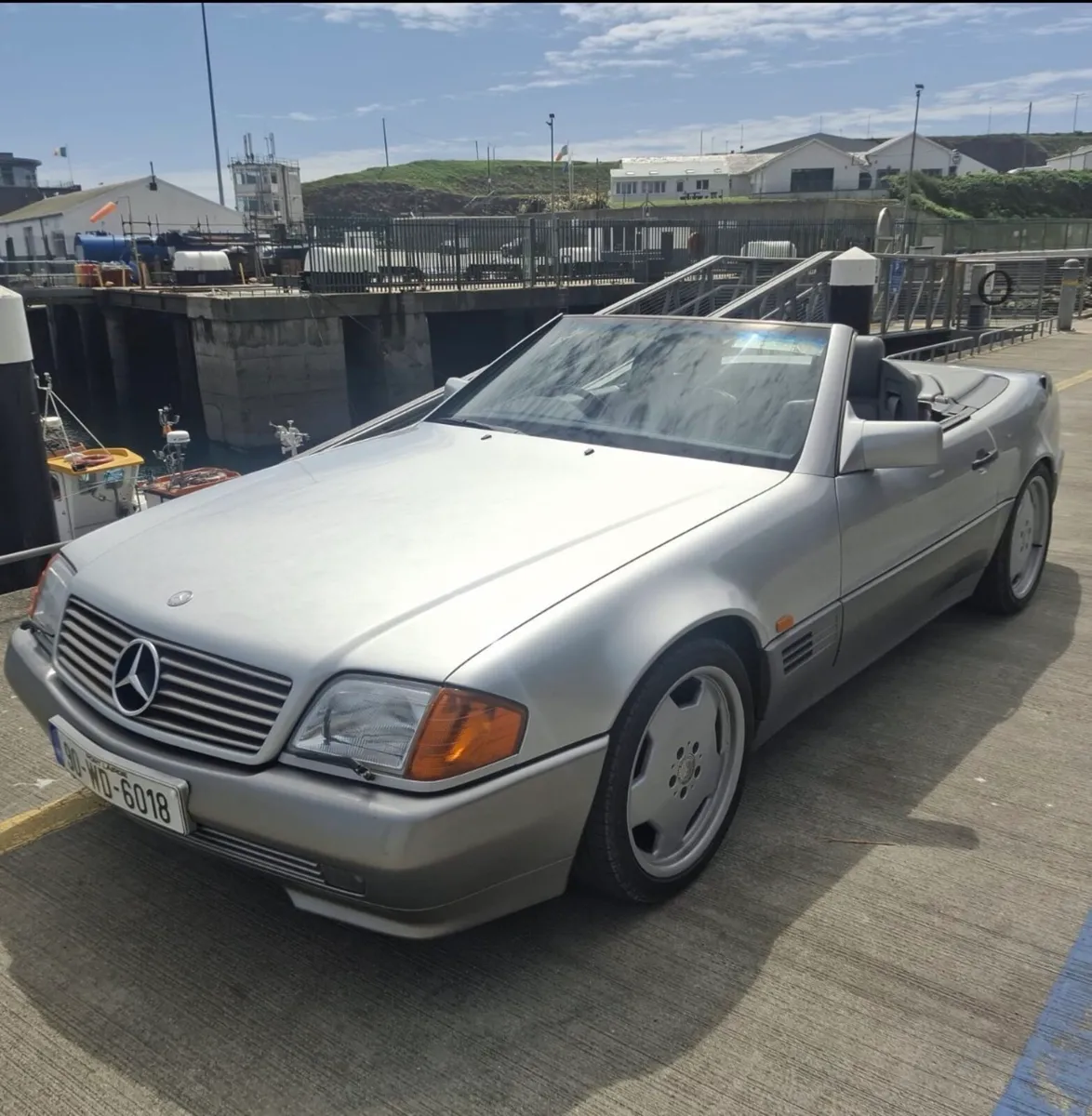 1990 Mercedes sl300 24 valve - Image 1